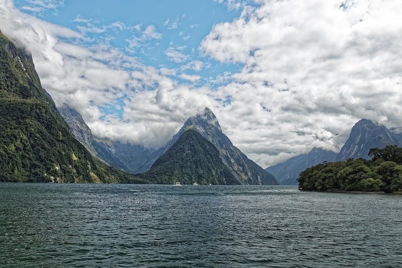 Kayaking in Milford Sound